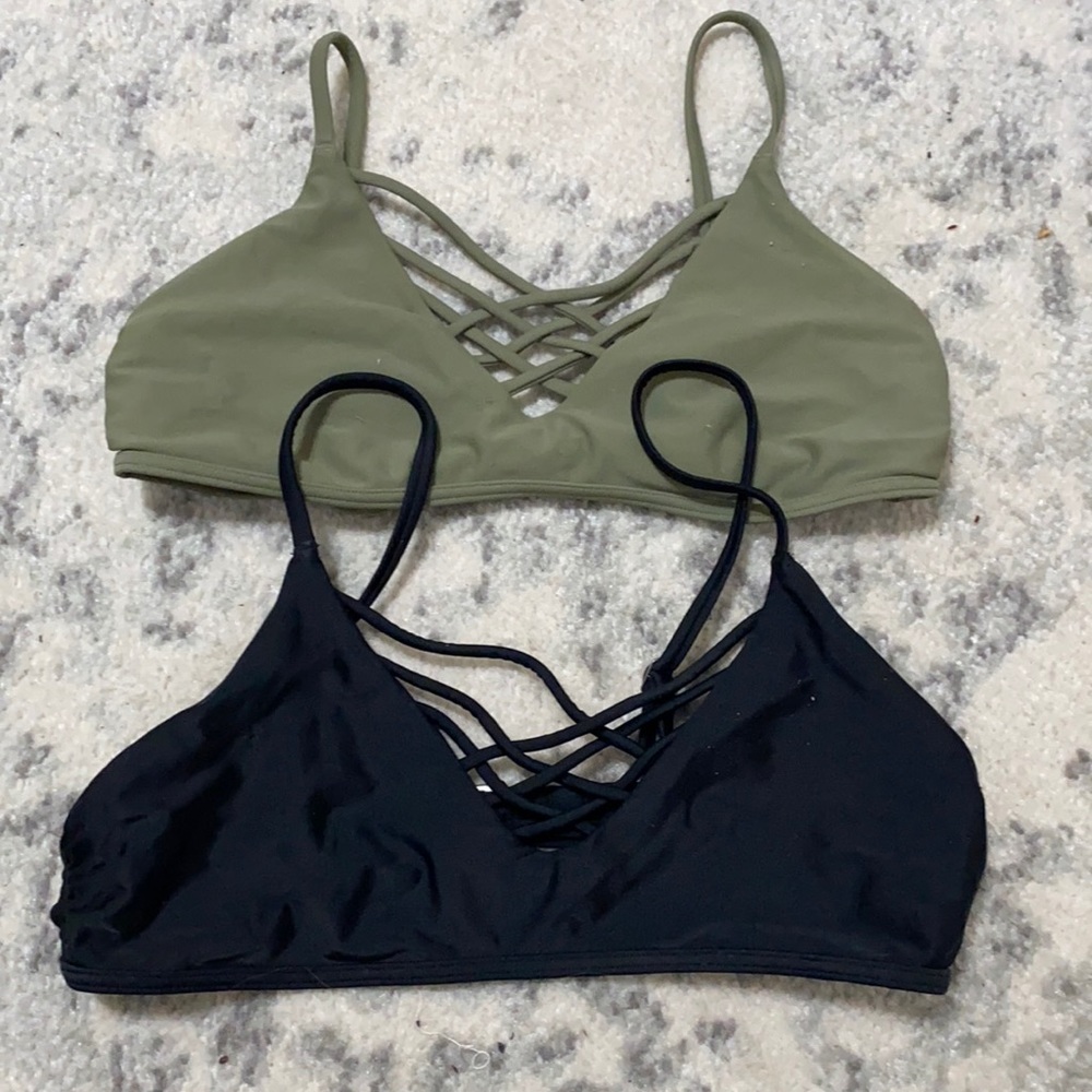 2 hollister bikini tops